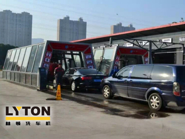 全自動洗車機(jī)設(shè)備——加油站、洗車店青睞！車友喜愛！Why？