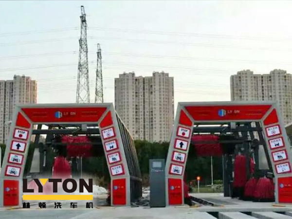 南京洗車機生產(chǎn)廠家給大家?guī)韼c關(guān)于寒冬全自動洗車機保養(yǎng)注意事項